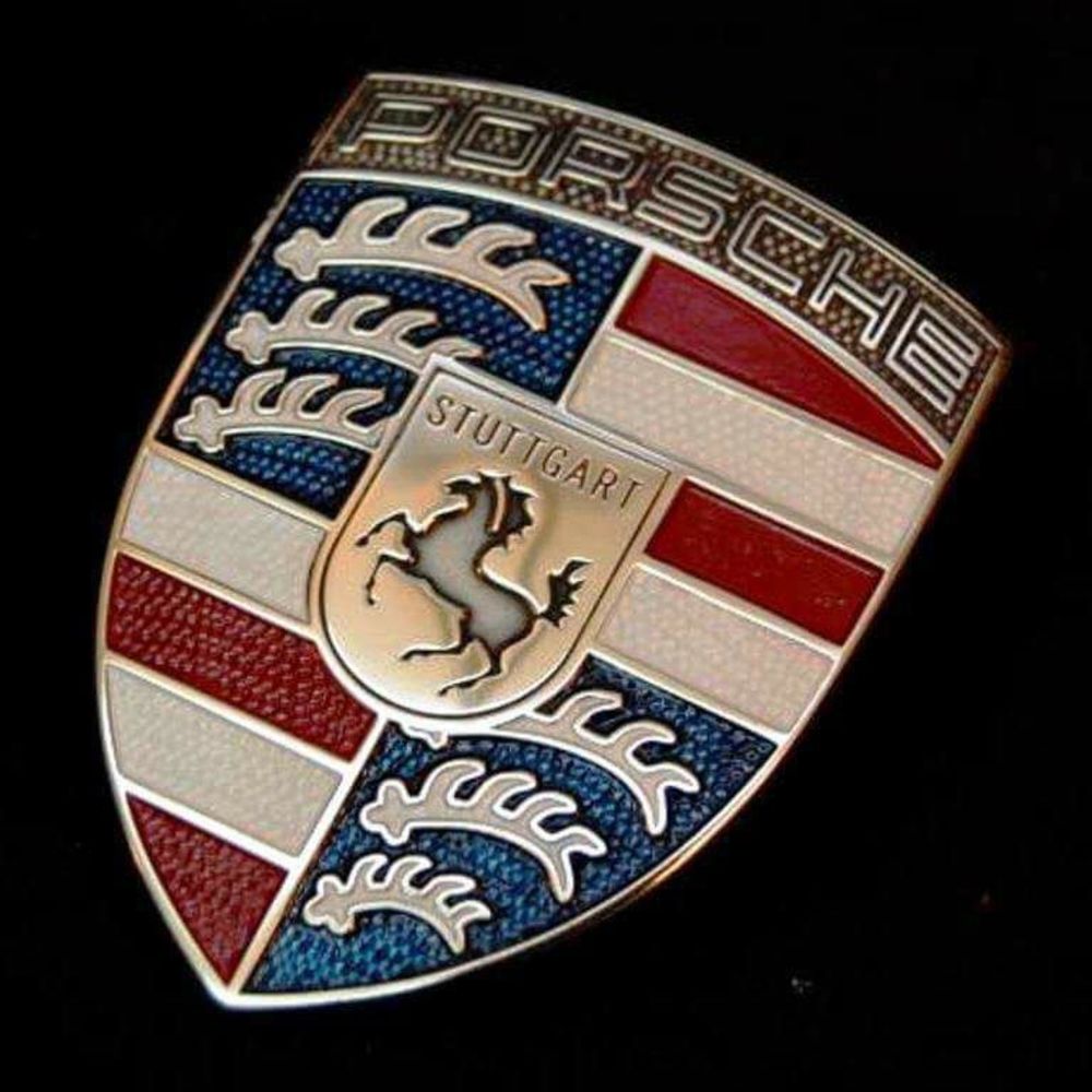 Meet your Posher, Dee